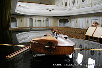 Violin en Sala del Conservatorio